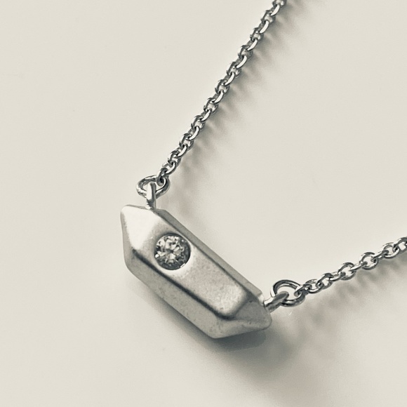 NEW Kendra Scott Charley Necklace in Silver - Picture 2 of 5